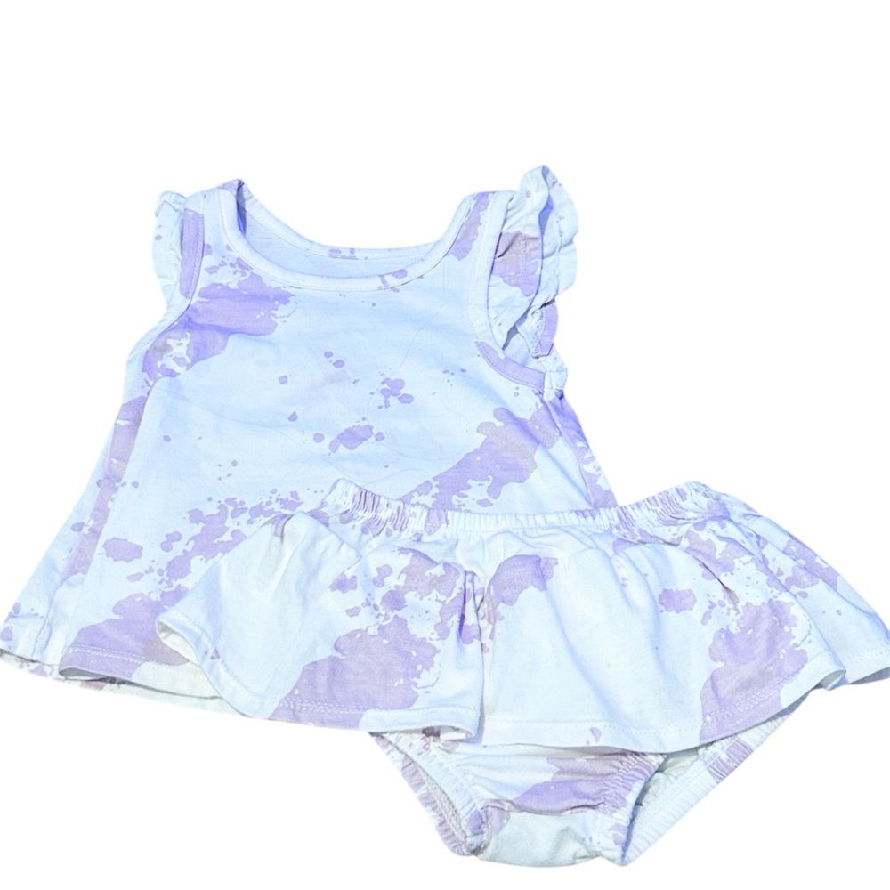 Baby girl shirt and skirt outfit size 6-9M